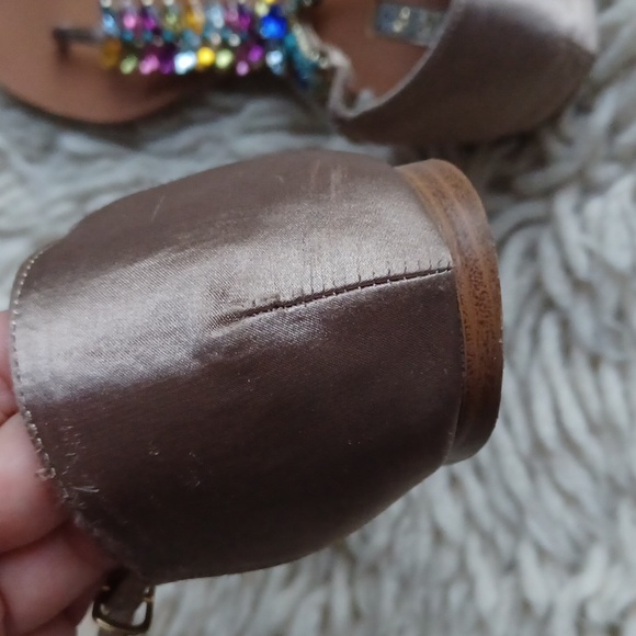 Sandals - Picture 10 of 16